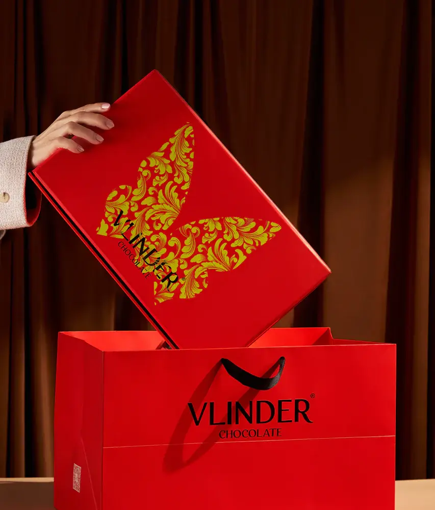 Vlinder Sharing Big Box — Kunafa Pistachio Edition